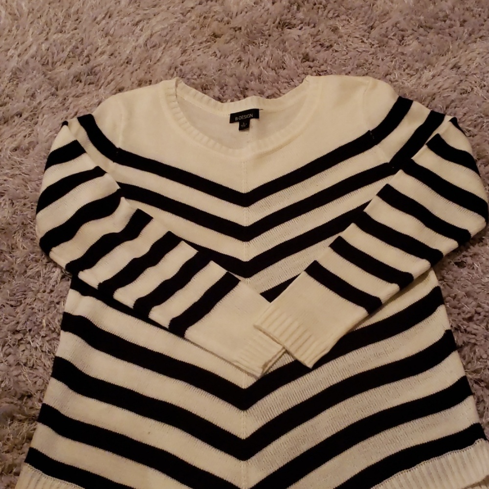 Long sleeve sweater